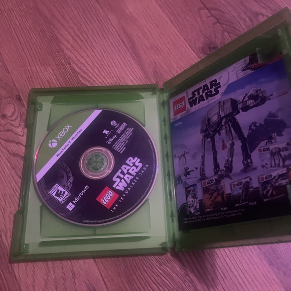 Lego Star Wars Skywalker Saga Game for XBOX ONE Used Great Condition - Picture 2 of 2